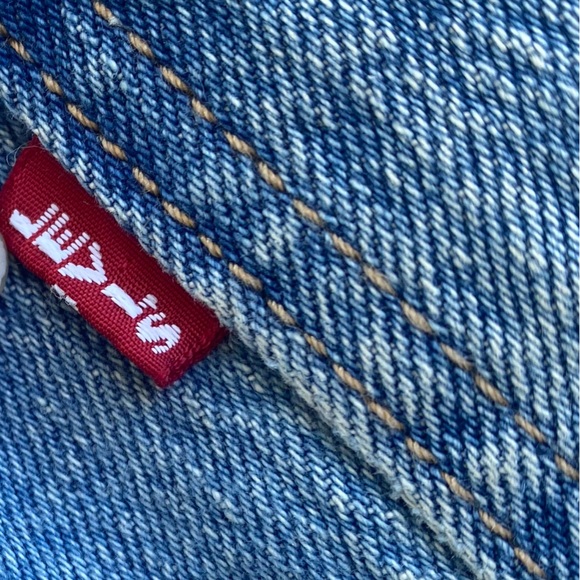 Levi’s 70s High Rise Flare Light Wash Womens Premium Quality Jeans - Picture 9 of 14